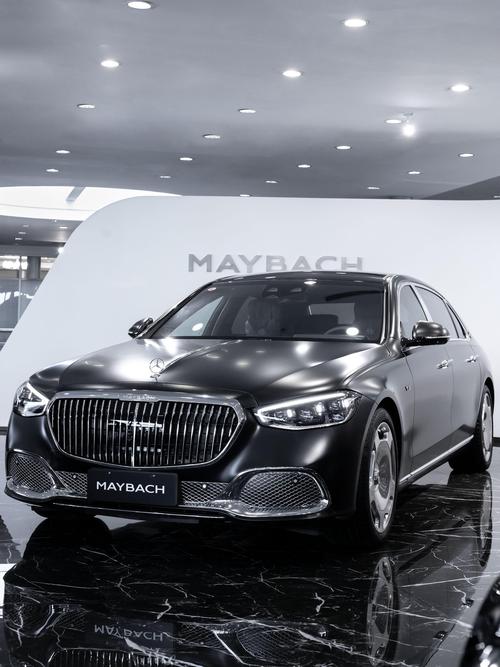 重庆巫山县新天富企业管理咨询岚图汽车的售后服务让用户无忧出行，迈巴赫未来的豪华车趋势